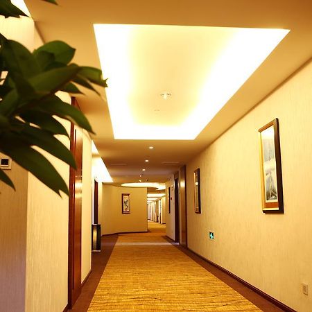 Mingcheng Times Hotel Chengdu Bagian luar foto