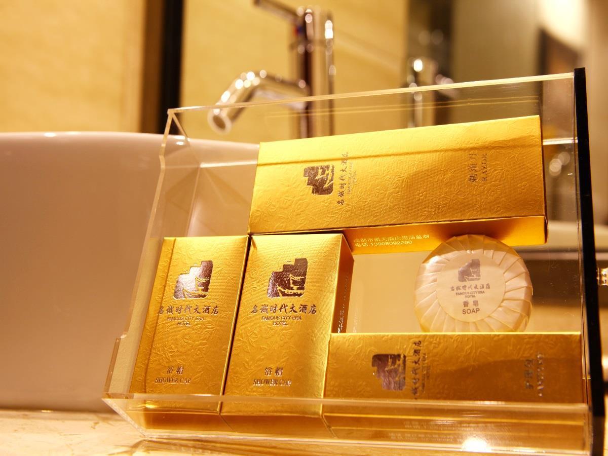 Mingcheng Times Hotel Chengdu Bagian luar foto