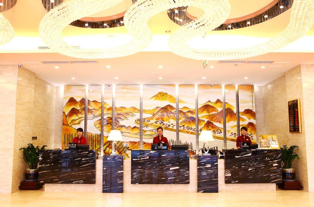 Mingcheng Times Hotel Chengdu Bagian luar foto