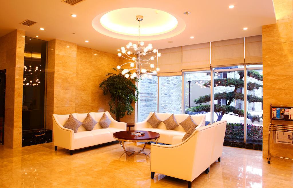 Mingcheng Times Hotel Chengdu Bagian luar foto