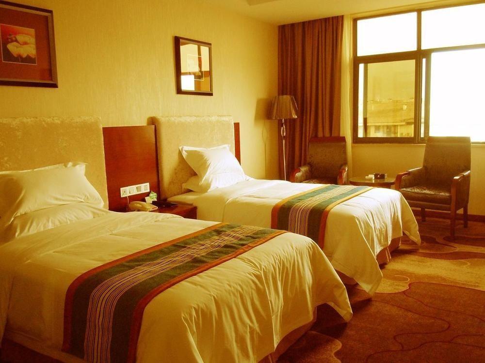 Mingcheng Times Hotel Chengdu Bagian luar foto